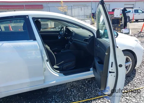 2020 Hyundai Elantra Sel z USA, uszkodzony, nr VIN 5NPD84LFXLH557460